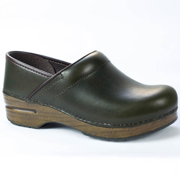 dansko professional verde tono concept store 02